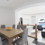 4 Bedroom Mimi With Private Heated Pool Villa Puerto del Carmen