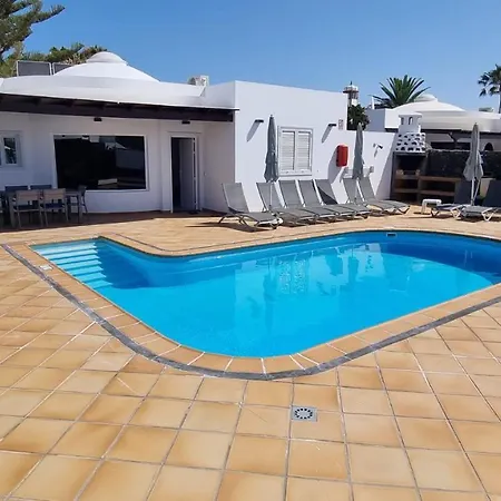 4 Bedroom Mimi With Private Heated Pool ヴィラ *