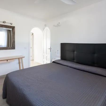 4 Bedroom Mimi With Private Heated Pool * Puerto del Carmen