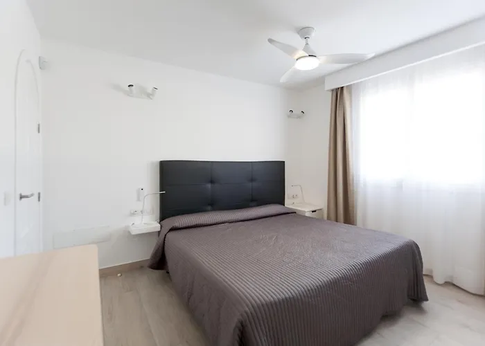 4 Bedroom Mimi With Private Heated Pool 别墅 卡门港