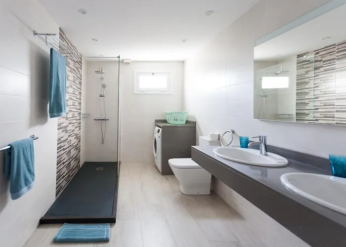 4 Bedroom Mimi With Private Heated Pool 别墅 *