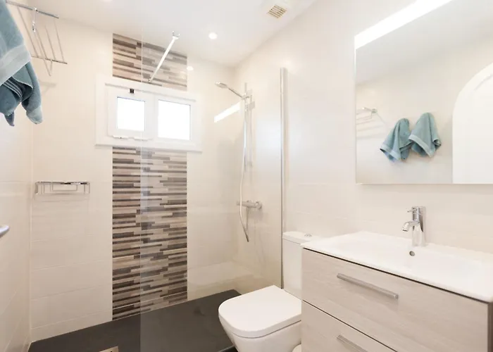 4 Bedroom Mimi With Private Heated Pool 别墅